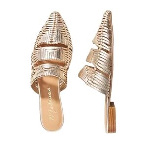 Matisse Leather Gold Tone Woven Poited Toe Mules Flats